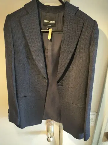 조르지오 아르마니 네이비 테일러드 자켓