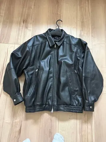 BEAMS 블랙 가죽 자켓 L 사이즈