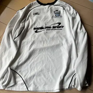 Badblood 긴팔 유니폼 셔츠 화이트 한국 브랜드