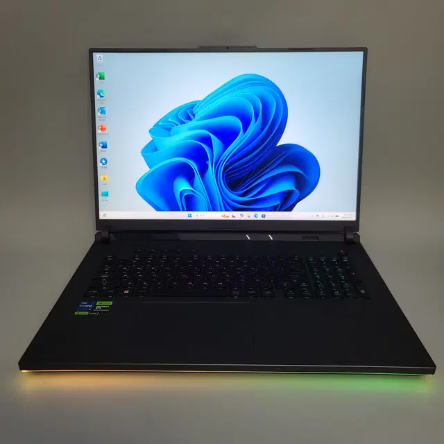 ASUS ROG STRIX G18 18인치 게이밍 노트북 판매합니다.