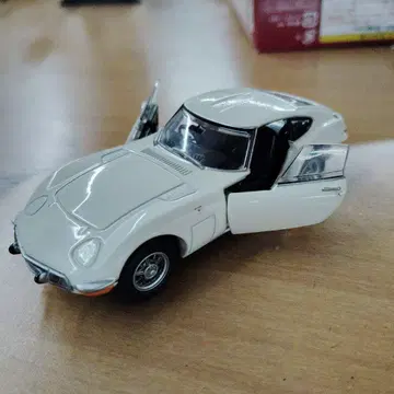 토미카 프리미엄 RSToyota 2000GT 화이트 1/43