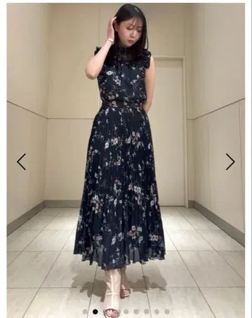 프레이 아이디 플라워 프린트 플리츠 스커트