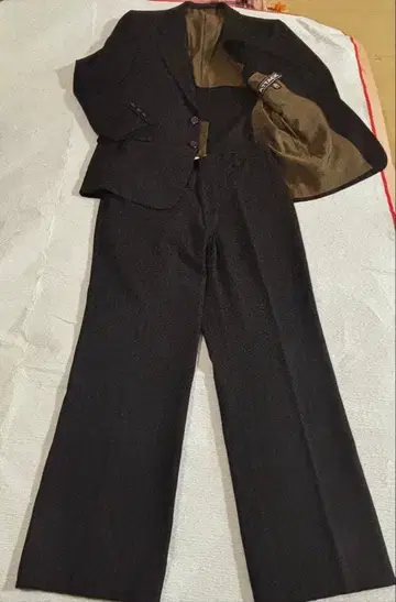 ATTACK 남성용 수트 셋업 블랙 스트라이프 패턴 모 100%