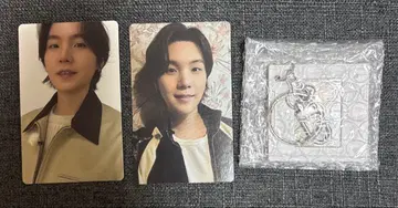 BTS 아리랑 Global 혜택 트레이딩 카드 & 키링 윤기 SUGA