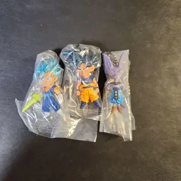 [드래곤볼 슈퍼] 키링 피규어 세트 (손오공, 베지트, 비루스)