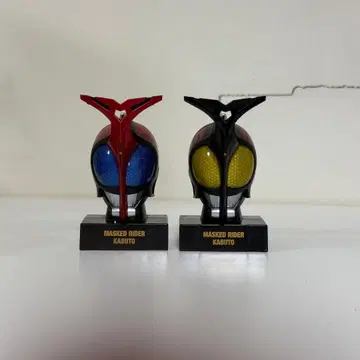 가면의 세계 마스커 월드 가면라이더 카부토 다크 카부토