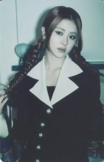 LE SSERAFIM POP UP YUNJIN CRAZY 13