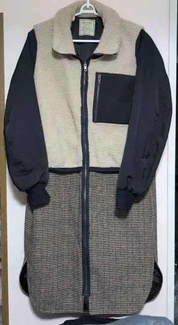 [ 새상품급 ] 블랑바스크 이소재 보아 자켓