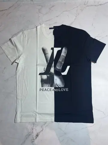[ 이세탄 한정 ] PEACE AND LOVE 바이컬러 티셔츠 M 사이즈