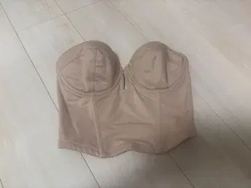 베이지 브라이덜 이너 THE TREAT DRESSING F70