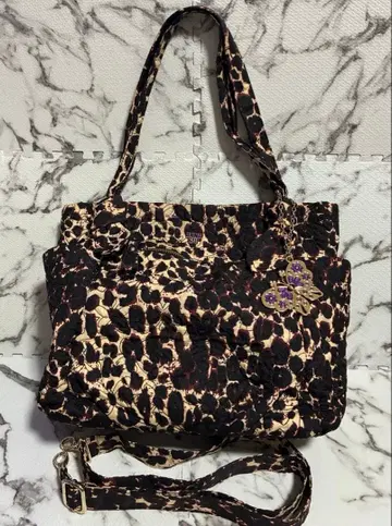 [ 새상품급 ] ANNA SUI 레오파드 나비 퀼팅 토트백 2way