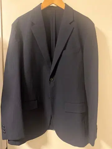 2026년 모델 UNIQLO 감동 자켓