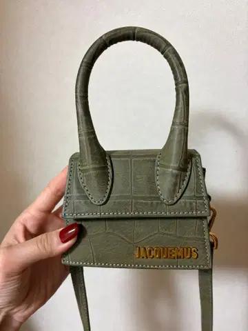 JACQUEMUS 미니 숄더백 올리브 그린