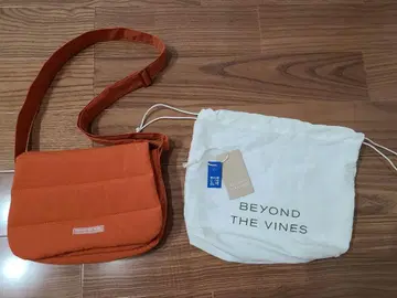 BEYOND THE VINES 숄더백 오렌지