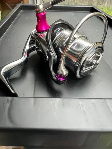 다이와 18 이그지스트 FC LT2000S-H