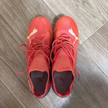 Puma Ultra 축구화 레드 HG AG 탑 모델