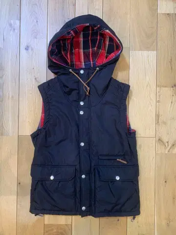 BEAUTY&YOUTH 마운틴 후드티형 베스트 블랙 M 사이즈