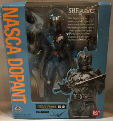 반다이 S.H.Figuarts 가면라이더 W(더블) 나스카 도펀트