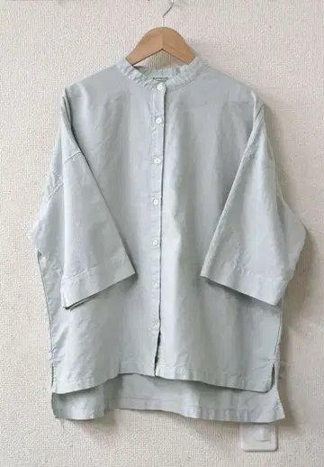 SUN VALLEY 옥스 밴드 카라 셔츠 6부 소매 미스트 그레이