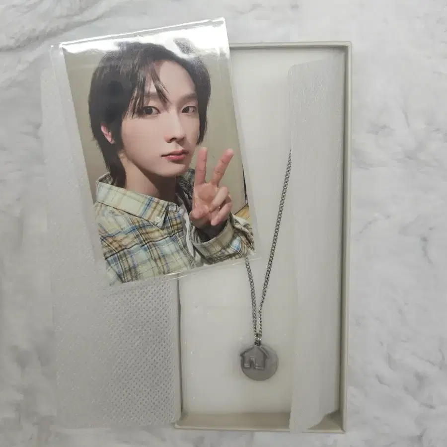 Boynextdoor Taesan 1st anniversary necklace | Bunjang Global
