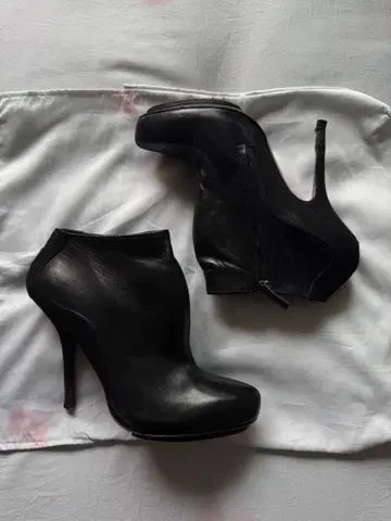 HUSSEIN CHALAYAN 부츠