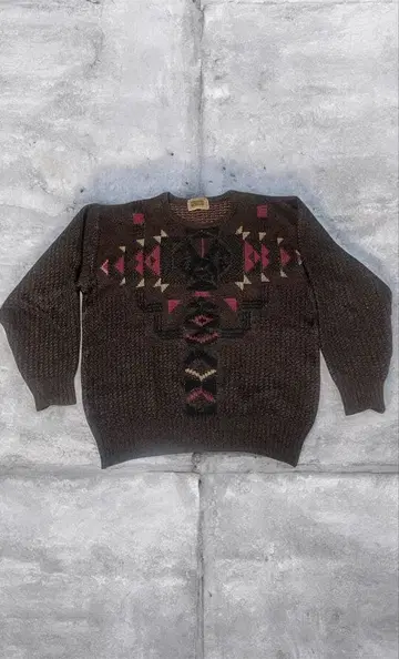 BRITISH TASTE 니트