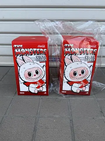 [ 미개봉품 ] 러브브 x 코카콜라 봉제 인형 키홀더 POPMART