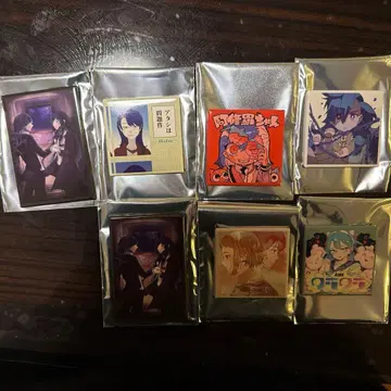 ado 모나리자 옆얼굴 캔뱃지 묶음 판매