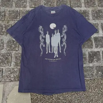 TMGE 90s VIBE ON! 투어 티셔츠 네이비 라메