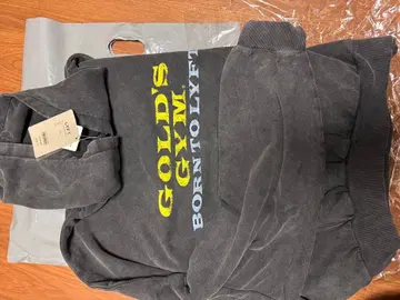 LIFT x GOLD'S GYM 후디 (미사용)