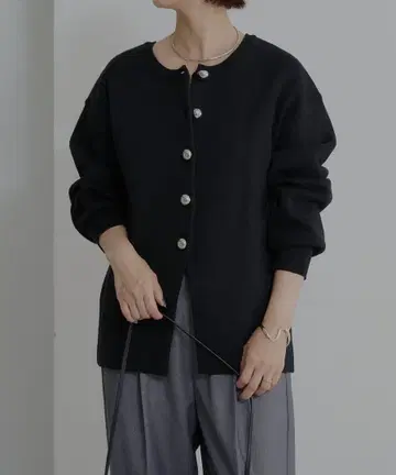 2603098 Omekashi 맨투맨 버튼 가디건 블랙