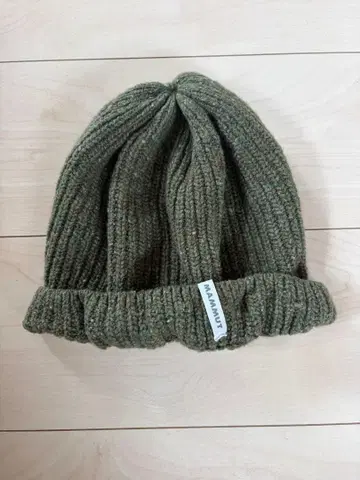 MAMMUT 올리브 그린 니트 모자