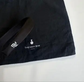 미사용 THE HAIR BAR TOKYO 새틴 블랙 머리띠 스테디셀러
