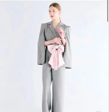 [완판템] ROYAL PARTY 리본 벨트 부착 케이프풍 올인원 그레이