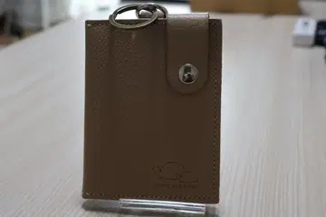 SLOWLY AND SURELY 장애인 수첩 케이스