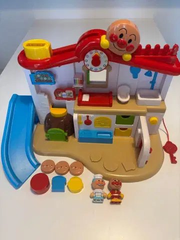 호빵맨 처음 하우스