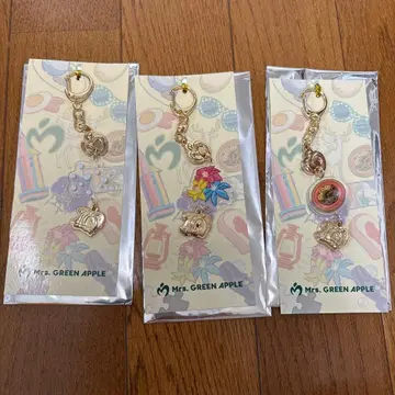 MAGICAL 10 YEARS LANDMARK 랜덤 참 3종 세트