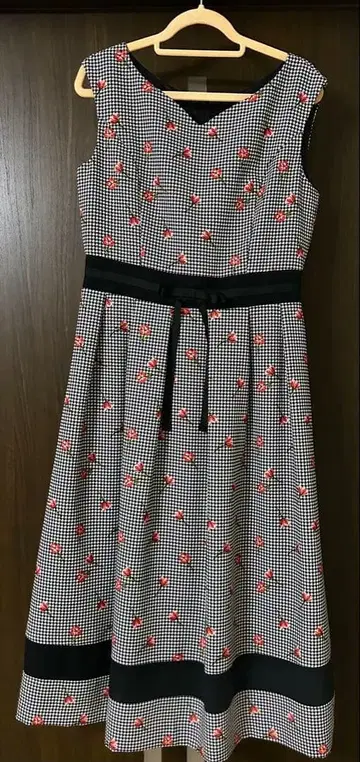 Dear Princess 슬리브리스 무릎 기장 원피스 체크 무늬