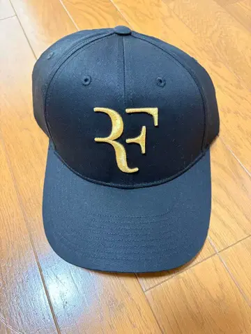 [ 미사용 새상품 ] 로저 페더러 은퇴 기념 캡 유니클로 RF