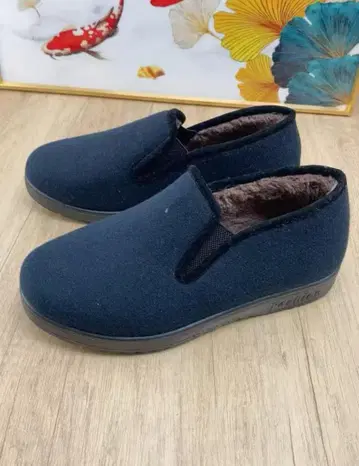 실외용 네이비 슬립온 슈즈