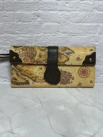 와치필드 다얀 고지도 천연 가죽 장지갑