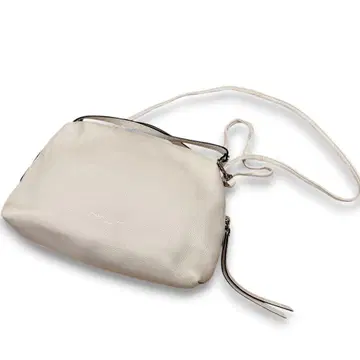 새상품급 GIANNI CHIARINI 알리파 M 2way 가죽 화이트