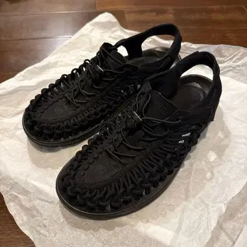 KEEN 블랙 샌들 27cm