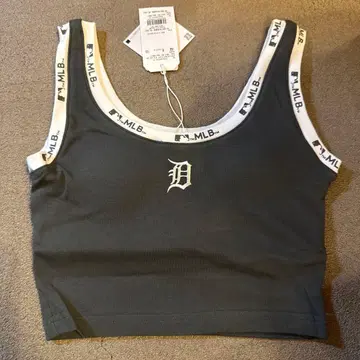 MLB 다크 그레이 크롭 탱크탑