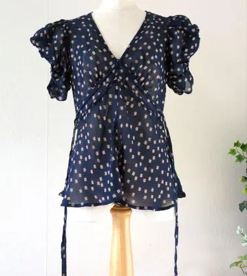 Kate Moss TOPSHOP 네이비 쉬폰 반팔 블라우스