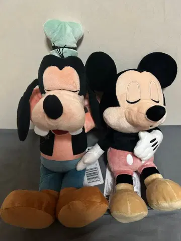 미키마우스와 구피 봉제 인형 세트