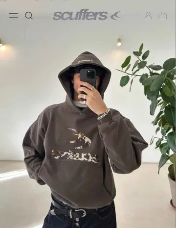 Scuffers 후드티