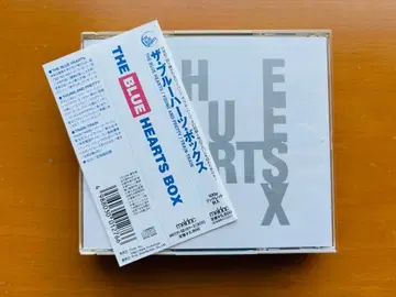 THE BLUE HEARTS HEARTS BOX