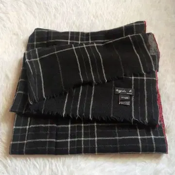 agnes b. 에네스베 블랙 화이트 체크 무늬 스톨 램스울