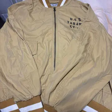 큐브 슈가 옐로우 컬러 자켓